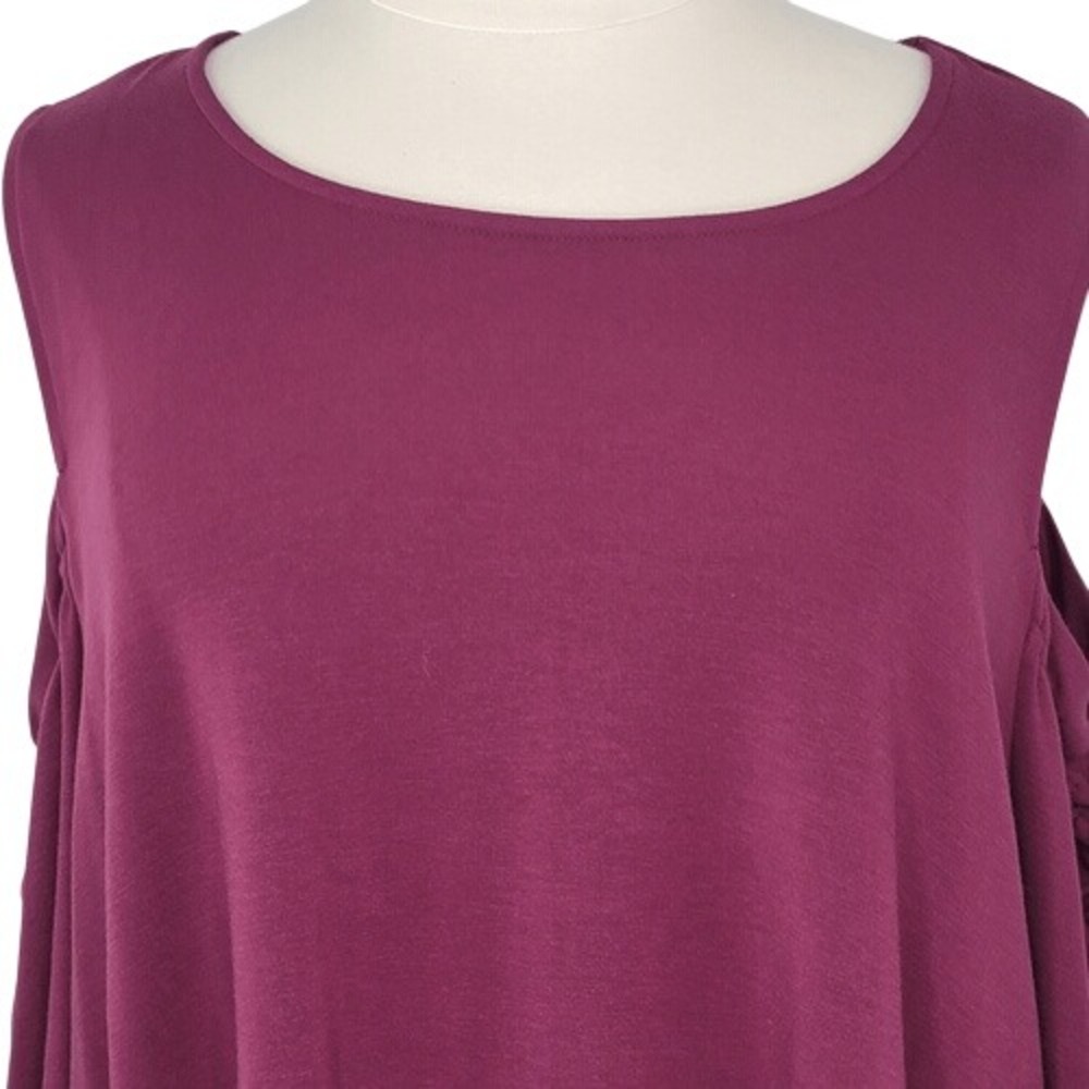 Kate & Mallory‎ Burgundy Cold Shoulder Tunic Top - Picture 2 of 8